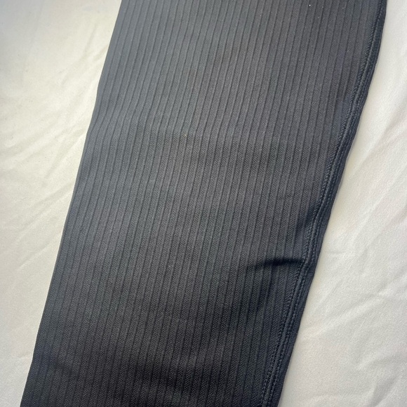 H&M Sport Black Activewear - Picture 2 of 4